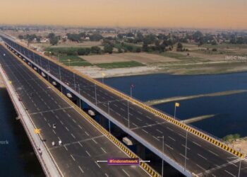 उत्तर प्रदेश में बनेंगे दो नए छह लेन एक्सप्रेसवे, इलेक्ट्रिक वाहन चार्जिंग स्टेशन होंगे खास