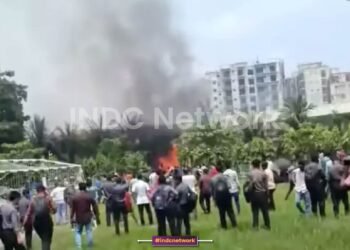 ढाका के मिलस्टोन स्कूल में वायुसेना का ट्रेनिंग जेट क्रैश, एक की मौत और 13 घायल