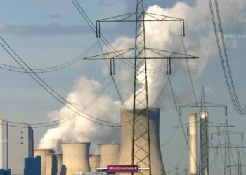 आगरा में बिजली दरों की प्रस्तावित वृद्धि पर व्यापारी, किसान और उद्योगपतियों का जोरदार विरोध