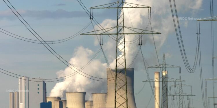 आगरा में बिजली दरों की प्रस्तावित वृद्धि पर व्यापारी, किसान और उद्योगपतियों का जोरदार विरोध