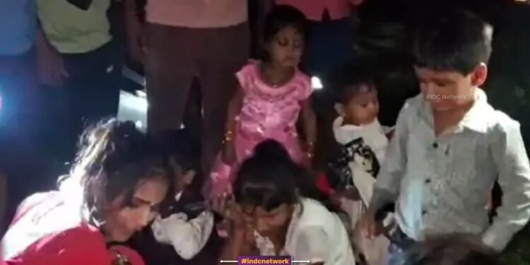 फर्रुखाबाद : त्योहार से लौटते वक्त टेम्पो तालाब में गिरा, सड़क हादसे में एक ही परिवार के 5 घायल