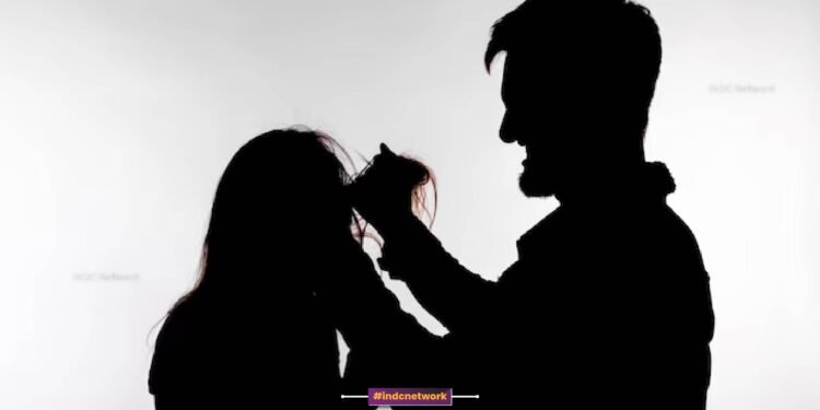 ताजगंज में शिक्षिका पर जानलेवा हमला, कान का पर्दा फाड़ने का आरोप, पूर्व चेयरमैन के बेटे पर केस दर्ज