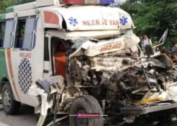 भदोही में दर्दनाक हादसा: खड़े कंटेनर से टकराई एंबुलेंस, दो महिलाओं की मौत, छह घायल