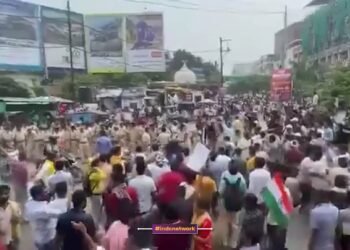 पटना में बीपीएससी TRE-4 भर्ती परीक्षा में कम वैकेंसी के विरोध में अभ्यर्थी सड़क पर उतर आए।