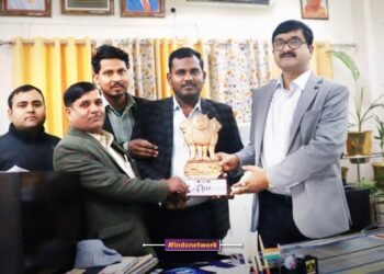 AIMRAH ने डीएम आशुतोष कुमार द्विवेदी को 1 वर्ष के कार्यकाल के लिए शुभकामनाएं दी