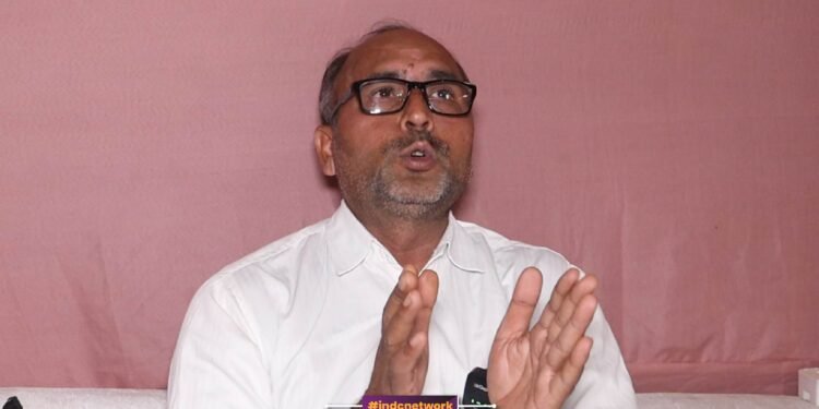 फर्रुखाबाद में अध्यात्म पर प्रेस कॉन्फ्रेंस: हरियाणा से आए संजय पराशर ने सनातन धर्म पर रखे विचार