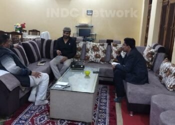 शमसाबाद में सीवर लाइन और सड़क खुदाई से जनता परेशान, अधिकारियों ने समाधान का आश्वासन