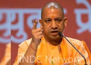 ‘अंधेरे में काम करने वालों को उजाला नहीं पसंद’, सीएम योगी का अखिलेश पर वार