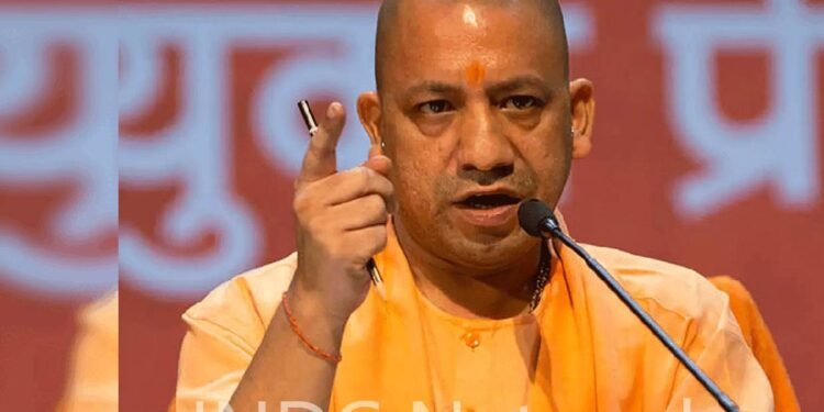 ‘अंधेरे में काम करने वालों को उजाला नहीं पसंद’, सीएम योगी का अखिलेश पर वार