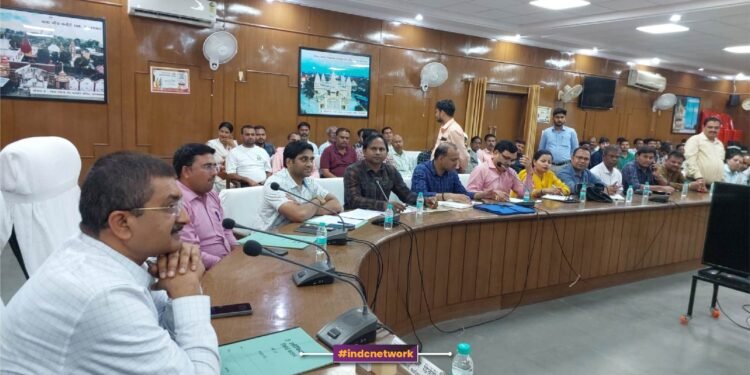 फर्रुखाबाद में गैस और पेट्रोल-डीजल की पर्याप्त उपलब्धता, जमाखोरी व ओवरचार्जिंग पर सख्त कार्रवाई चेतावनी