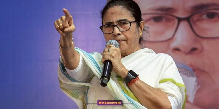 बंगाल चुनाव ओपिनियन पोल: ममता बनर्जी को बढ़त, बीजेपी कड़ी टक्कर में