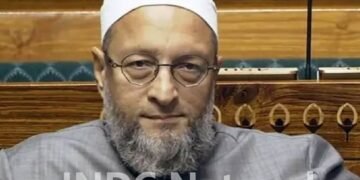 स्पीकर के खिलाफ प्रस्ताव पर ओवैसी नाराज़, कांग्रेस समेत विपक्ष पर साधा निशाना